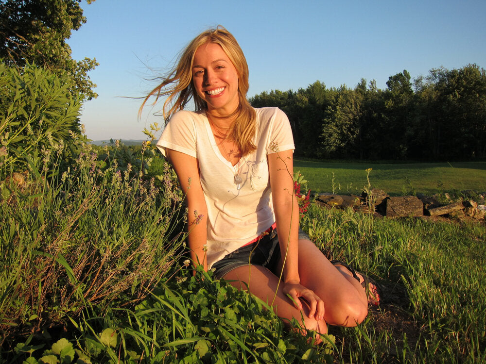A Mini Moment With: Herbalist and Healer Heidi Smith